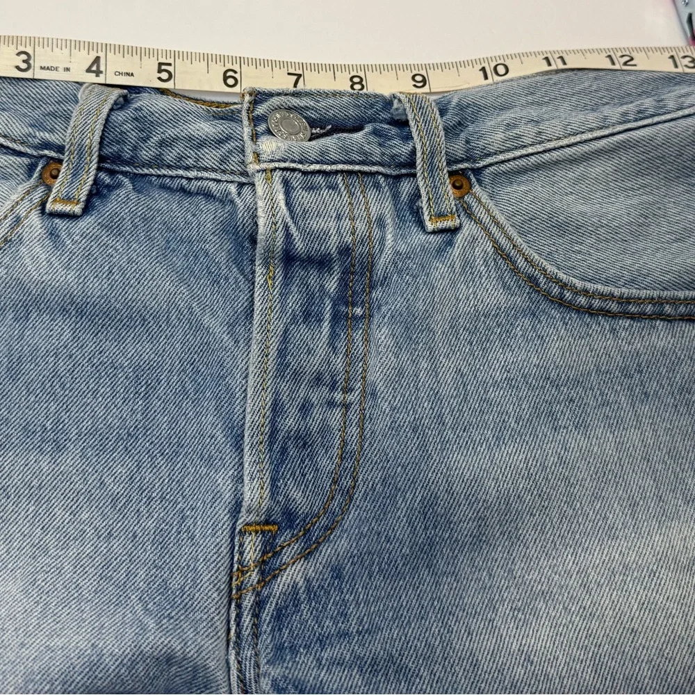 Levi's Jean Shorts Mid Rise 501 Red Tag Distressed Blue Denim Fringe Women 25 - Picture 12 of 16
